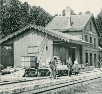 Grue gare de Noailles.JPG